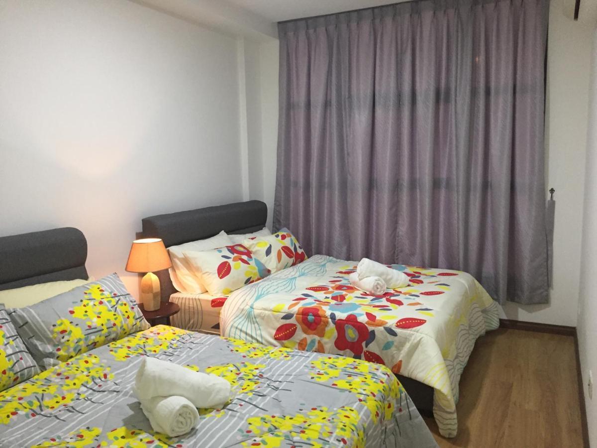 Roxy Apartment Kuching Exterior photo